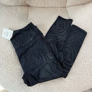 Fabletics Anywhere Motion365+ High-Waisted Legging